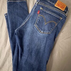 Levi's Women's Classic Indigo Straight Leg Jeans